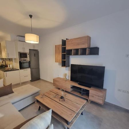 Agora Luxury Apartment 1 Λουτράκι Εξωτερικό φωτογραφία