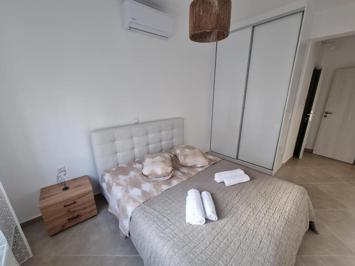 Agora Luxury Apartment 1 Λουτράκι Εξωτερικό φωτογραφία