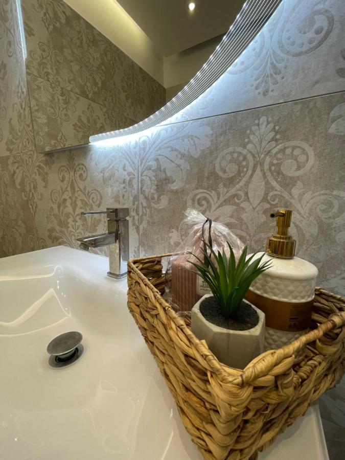 Agora Luxury Apartment 1 Λουτράκι Εξωτερικό φωτογραφία