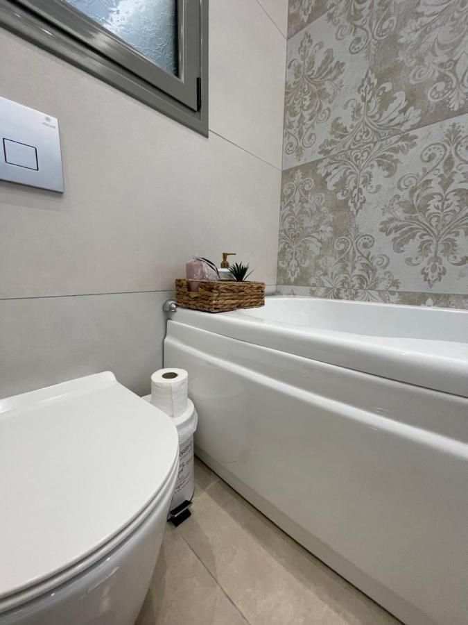 Agora Luxury Apartment 1 Λουτράκι Εξωτερικό φωτογραφία